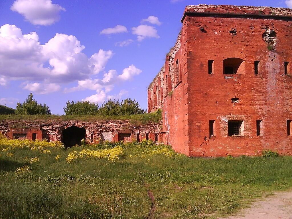 Форт крепости. Фото: Vit Korotky, CC BY 3.0 https://creativecommons.org/licenses/by/3.0, via Wikimedia Commons