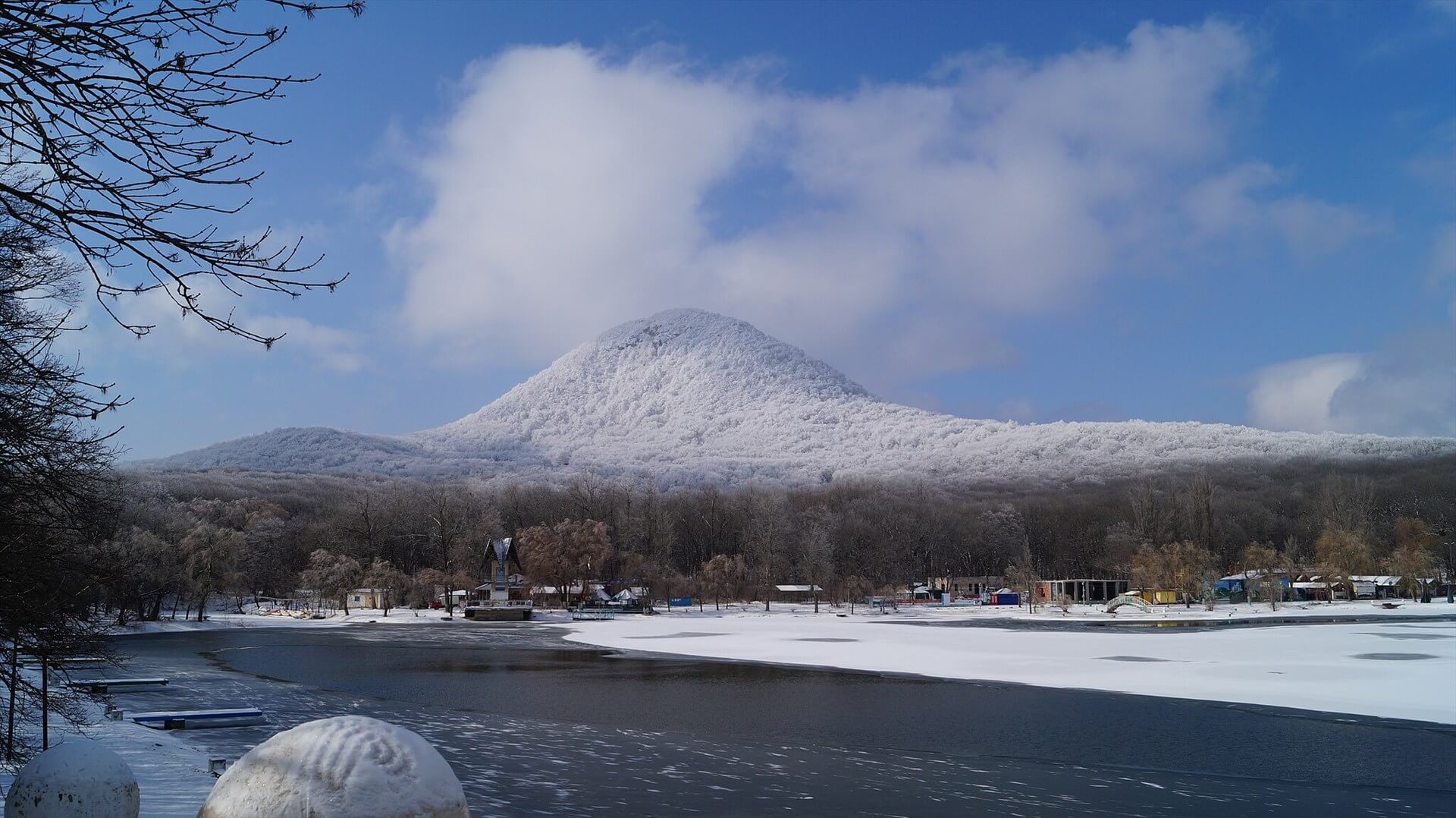 г. Железная, Железноводск. Фото: Kate sk, CC BY-SA 4.0 https://creativecommons.org/licenses/by-sa/4.0, via Wikimedia Commons